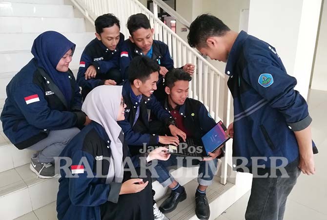 Menengok Inovasi Baru Mahasiswa Polije Bikin Aplikasi Buku Sukses Menengok Inovasi Baru Mahasiswa Polije Bikin Aplikasi Buku Sukses