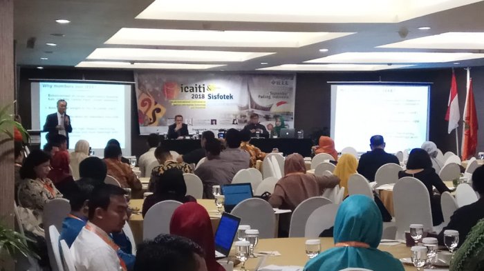 ICAITI 2018, Pakar IT dari Tiga Negara Berkumpul di Padang ICAITI 2018, Pakar IT dari Tiga Negara Berkumpul di Padang