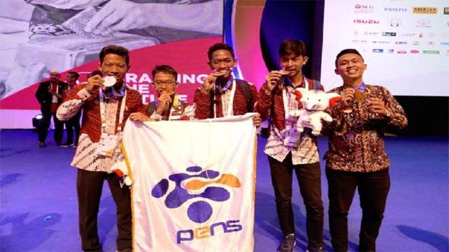 Tim Pens Ukir Prestasi Internasional di Asean Skills Competition XII Tim Pens Ukir Prestasi Internasional di Asean Skills Competition XII