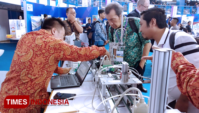 Polytexpo 2018 Siapkan Mahasiswa Politeknik Hadapi Revolusi Industri Polytexpo 2018 Siapkan Mahasiswa Politeknik Hadapi Revolusi Industri