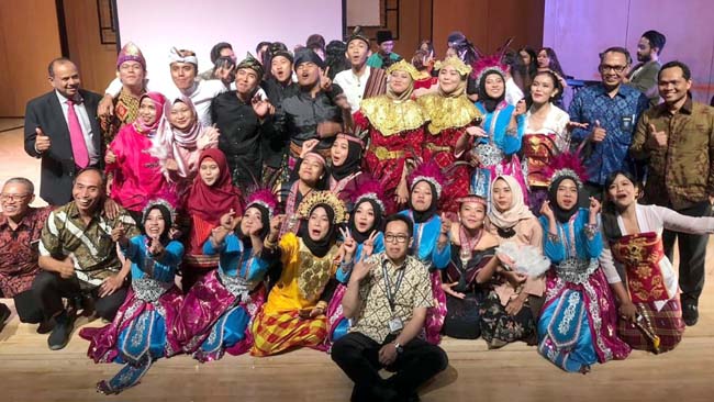 Mahasiswi Polinema Berbagi Pengalaman Ikuti TFI SCALE V di Singapura Mahasiswi Polinema Berbagi Pengalaman Ikuti TFI SCALE V di Singapura