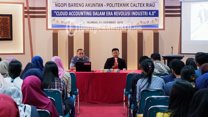 Prodi Akuntansi Gelar Diskusi Ilmiah Cloud Accounting dalam Era Revolusi Industri 4.0 Prodi Akuntansi Gelar Diskusi Ilmiah Cloud Accounting dalam Era Revolusi Industri 4.0