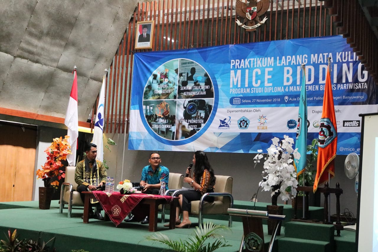 D4 Manajemen Bisnis Pariwisata Poliwangi Adakan Seminar Kepariwisataan dengan Tema “Sustaining Our Paradise” D4 Manajemen Bisnis Pariwisata Poliwangi Adakan Seminar Kepariwisataan dengan Tema